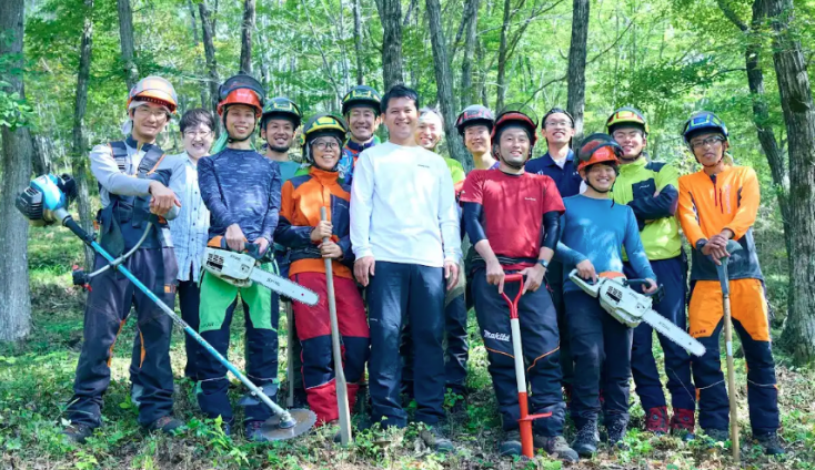 青葉組社員の写真